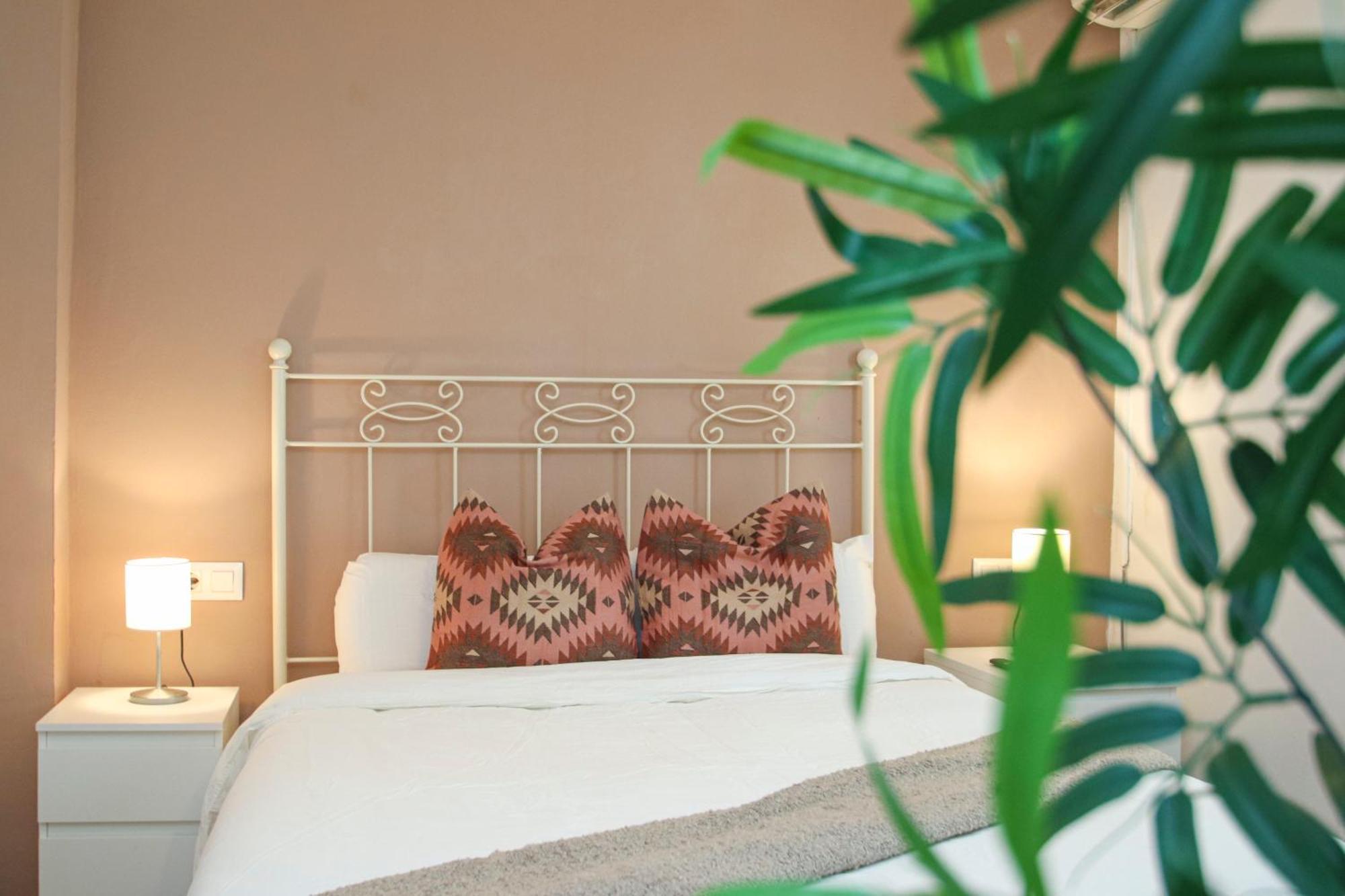 Spacious 2 Bedroom In The Heart Of Triana Appartement Sevilla